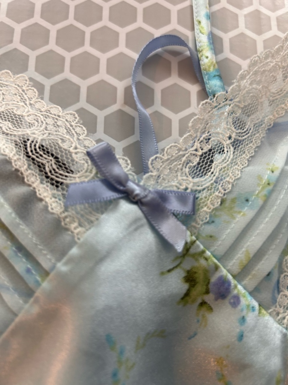 Secret Treasures Blue Floral Satin Chemise Size XL - Picture 6 of 11